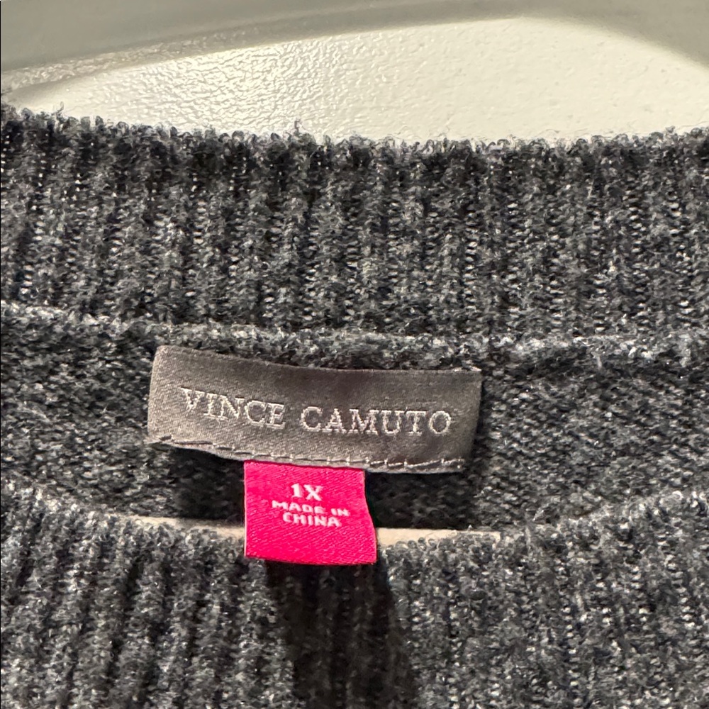 Extended Shoulder Colorblock Sweater by Vince Camuto 1X in  black and grey - Picture 3 of 5